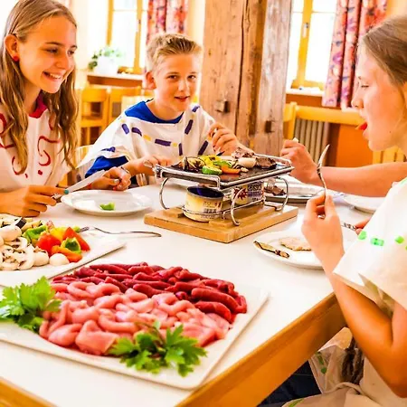 Auberge de jeunesse Jugendherberge Regensburg *