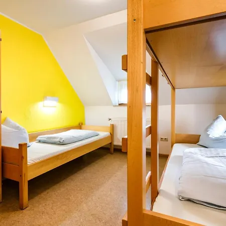 Hostel Jugendherberge Regensburg *