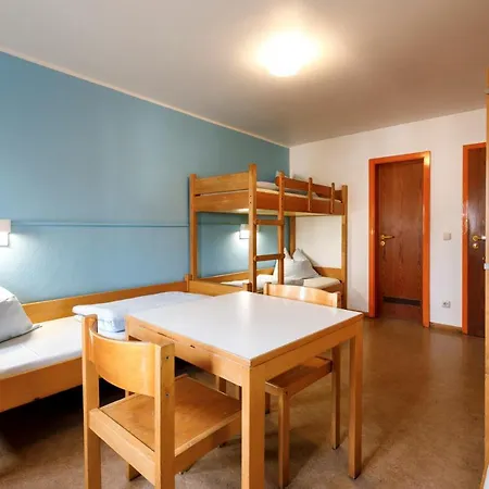 Jugendherberge Regensburg ホステル レーゲンスブルク