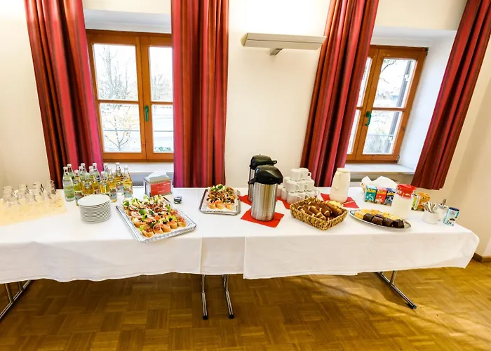 Jugendherberge Regensburg Hostel *